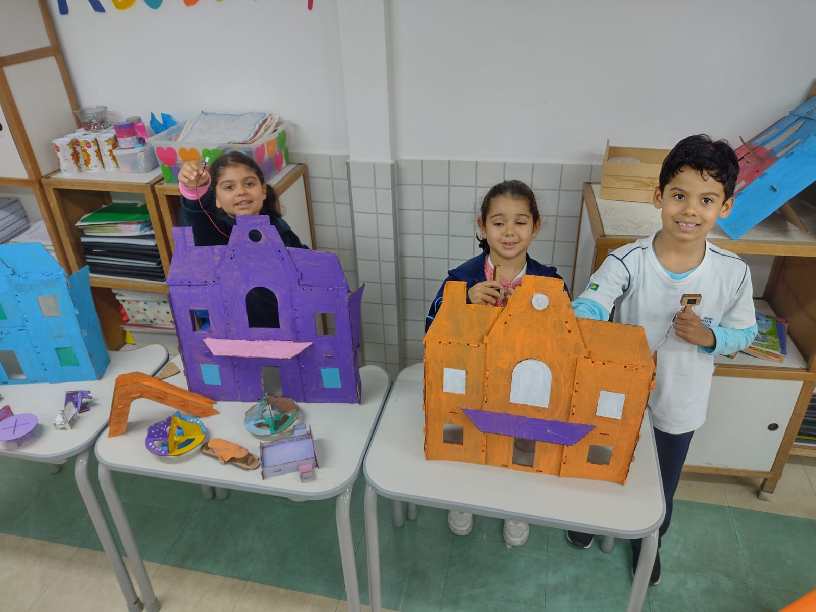 O CASARÃO ABANDONADO Mundo Maker_Infantil 4